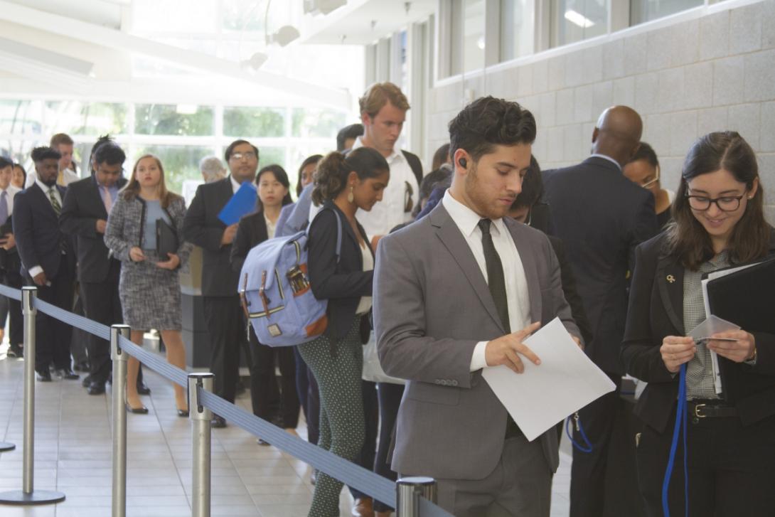 students in line at a career fair